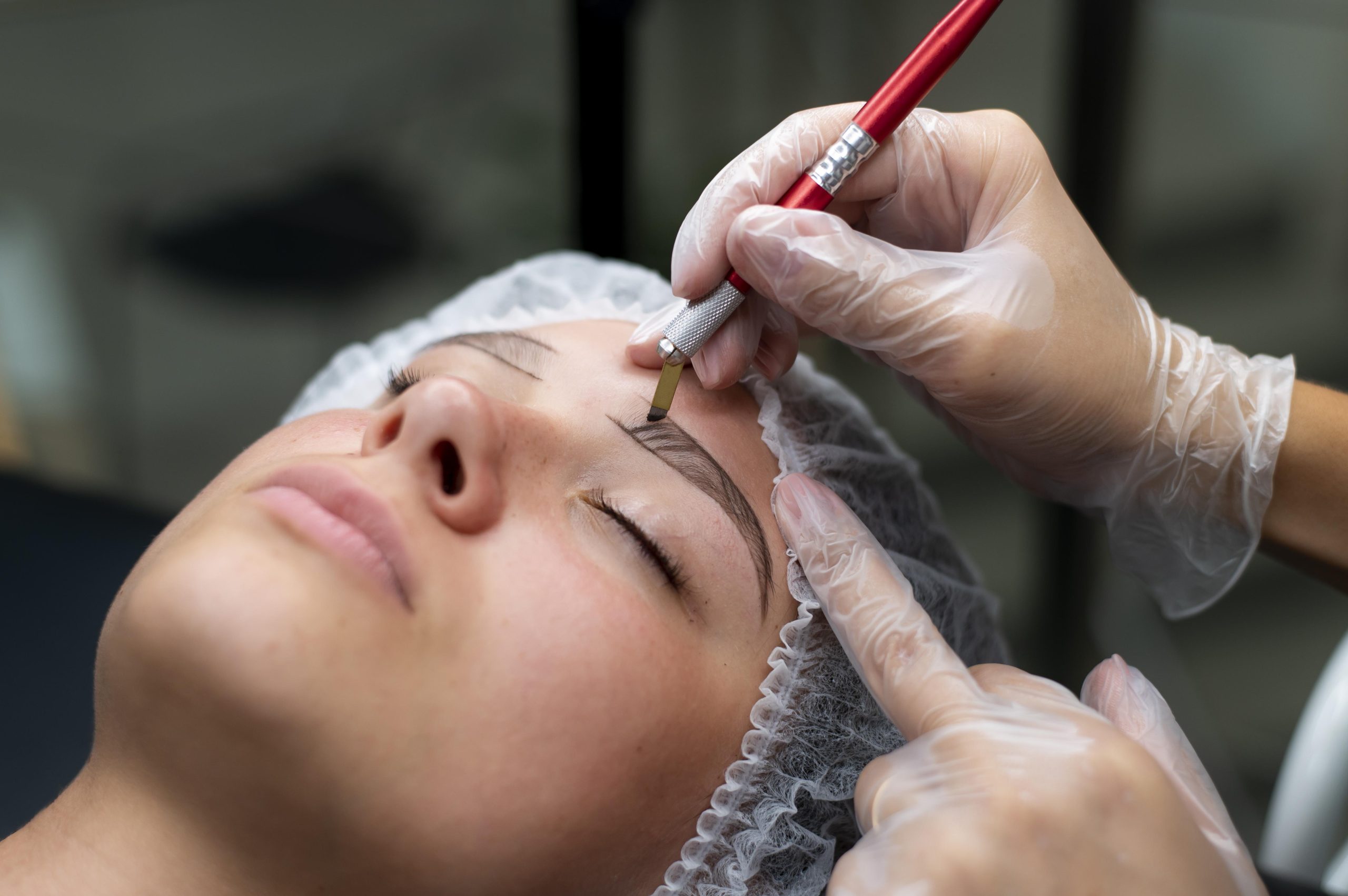 The Impact of Eyebrow Threading on Your Daily Makeup Routine in Sugar Land